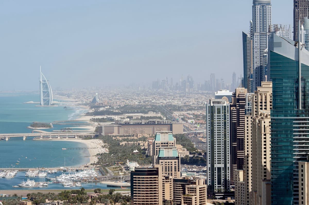 Business Class flights to Dubai