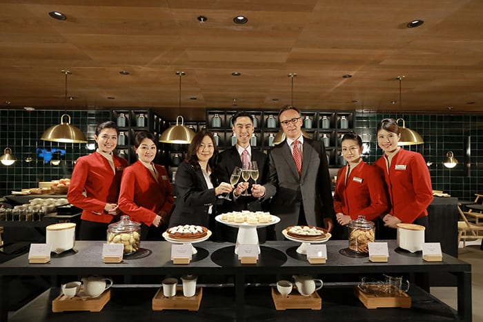 Cathay-Pacific-Lounge-The-Pier Small