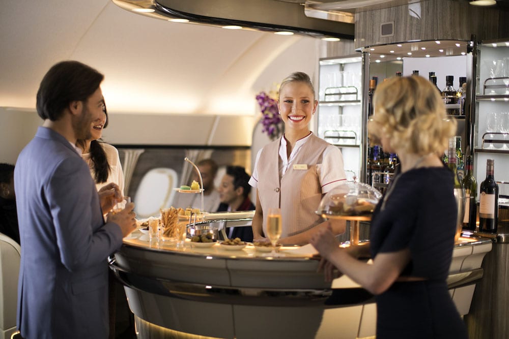 New-Emirates-A380-Onboard-Lounge