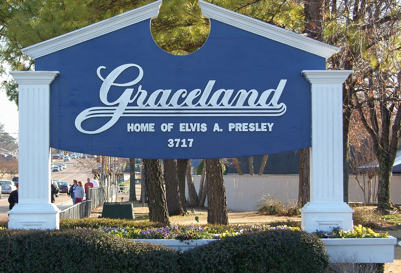 Direct flights to 2025 graceland